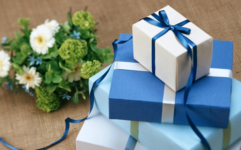9 ways to make your custom gift boxes more enticing: